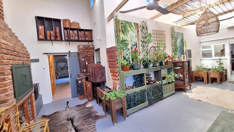 5 Bedroom Property for Sale in Reebok Western Cape